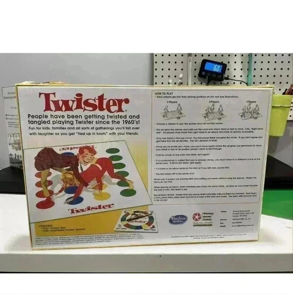 SEALED! Hasbro Twister Game Vintage 1960's Reproduction Edition BRAND NEW! Retro - Picture 2 of 2